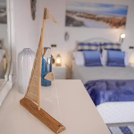 Апартаменты Paradise Seaview Адехе