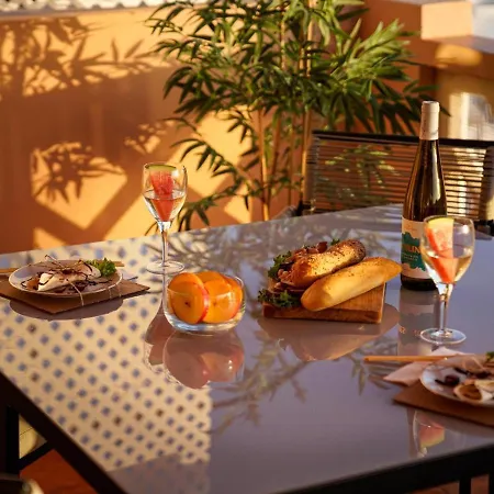 Paradise Seaview Апартаменты Адехе