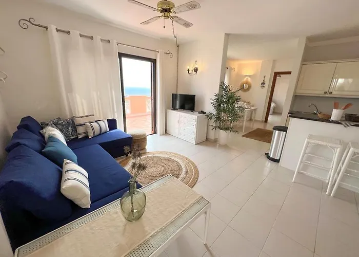 Paradise Seaview אדחה