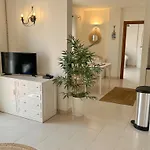 Paradise Seaview Daire